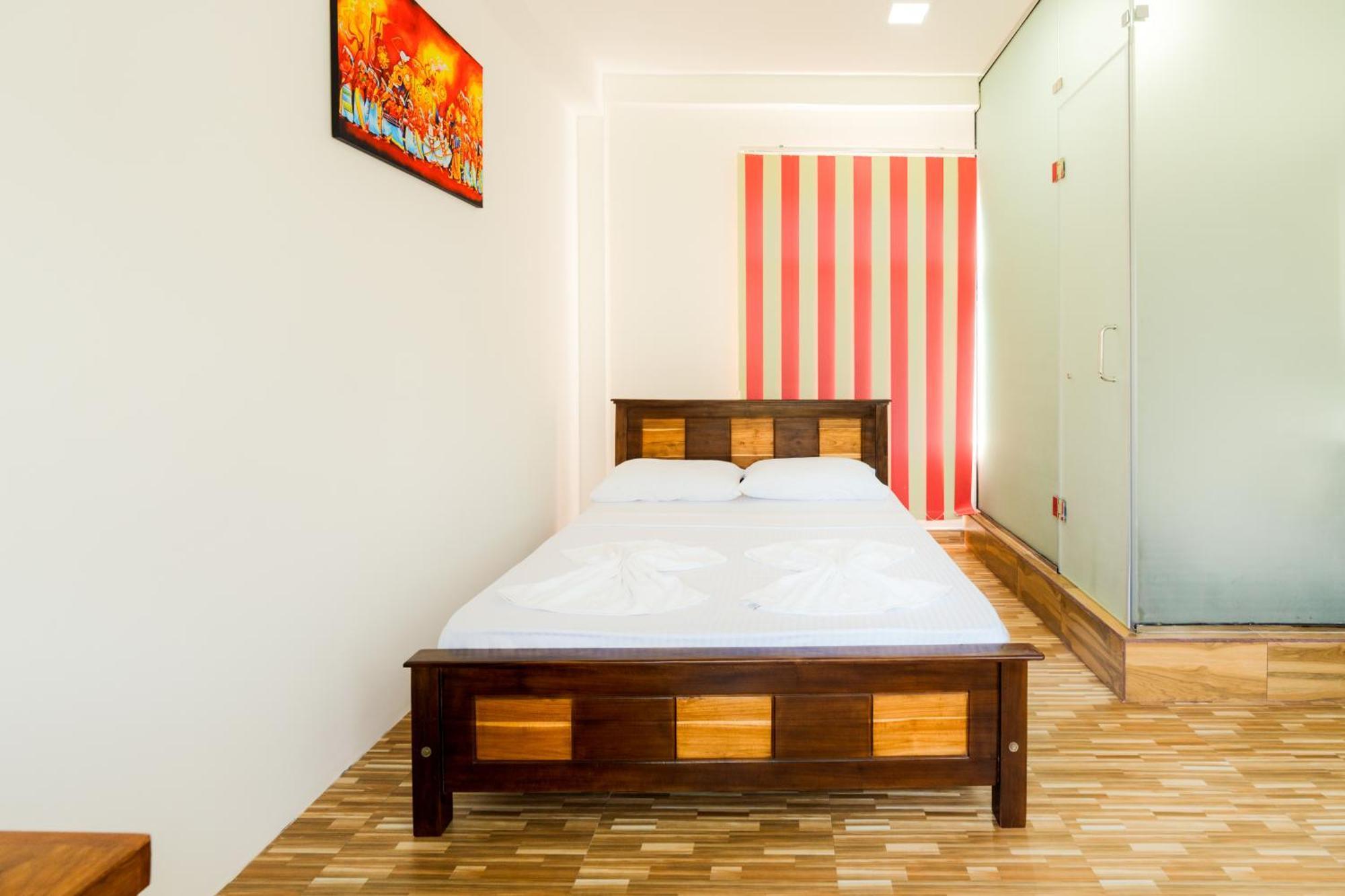 Lagoon Step Airport Transit Hotel Katunayake Exterior photo